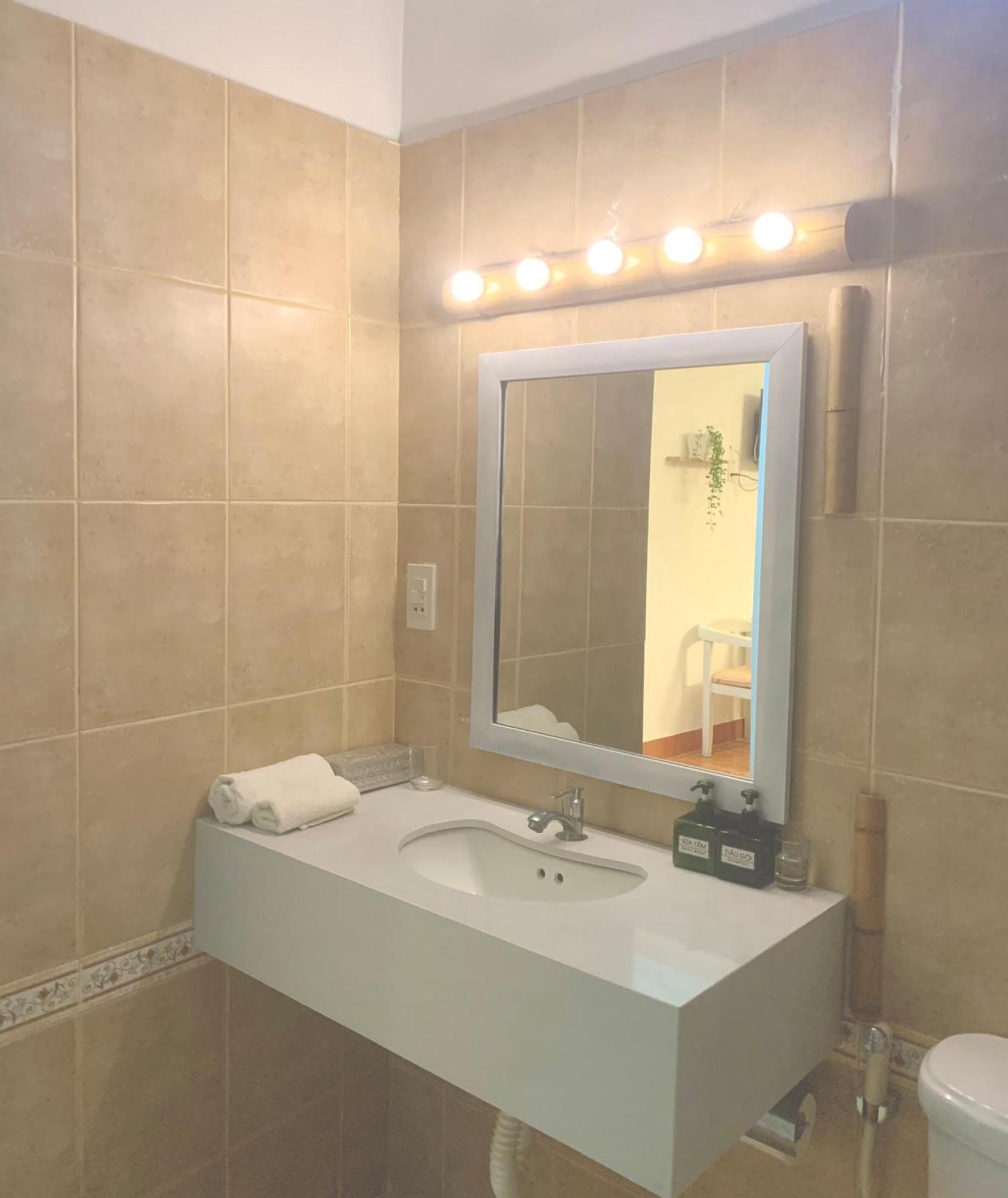 Hotel A L Y S S A Seaside Muine Mui Ne Zewnętrze zdjęcie